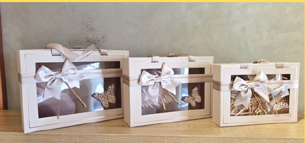 CAJAS CON MOÑO